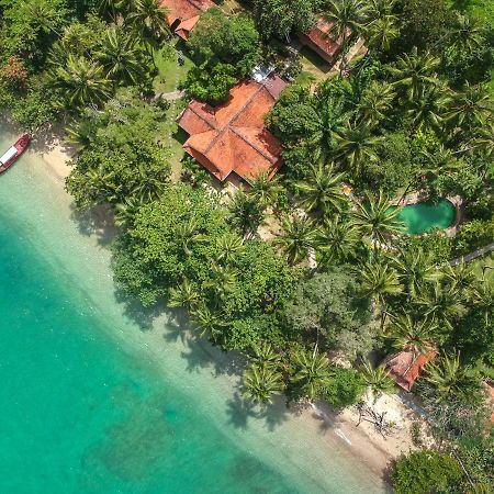 Baan Mai Beachfront Lone Island Phuket Buitenkant foto