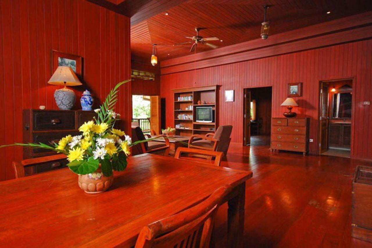 Baan Mai Beachfront Lone Island Phuket Buitenkant foto