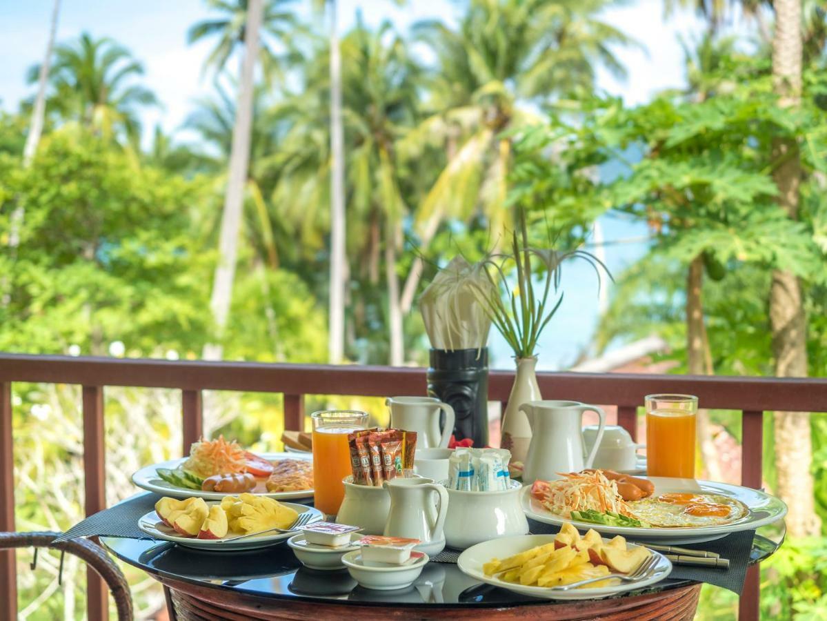 Baan Mai Beachfront Lone Island Phuket Buitenkant foto