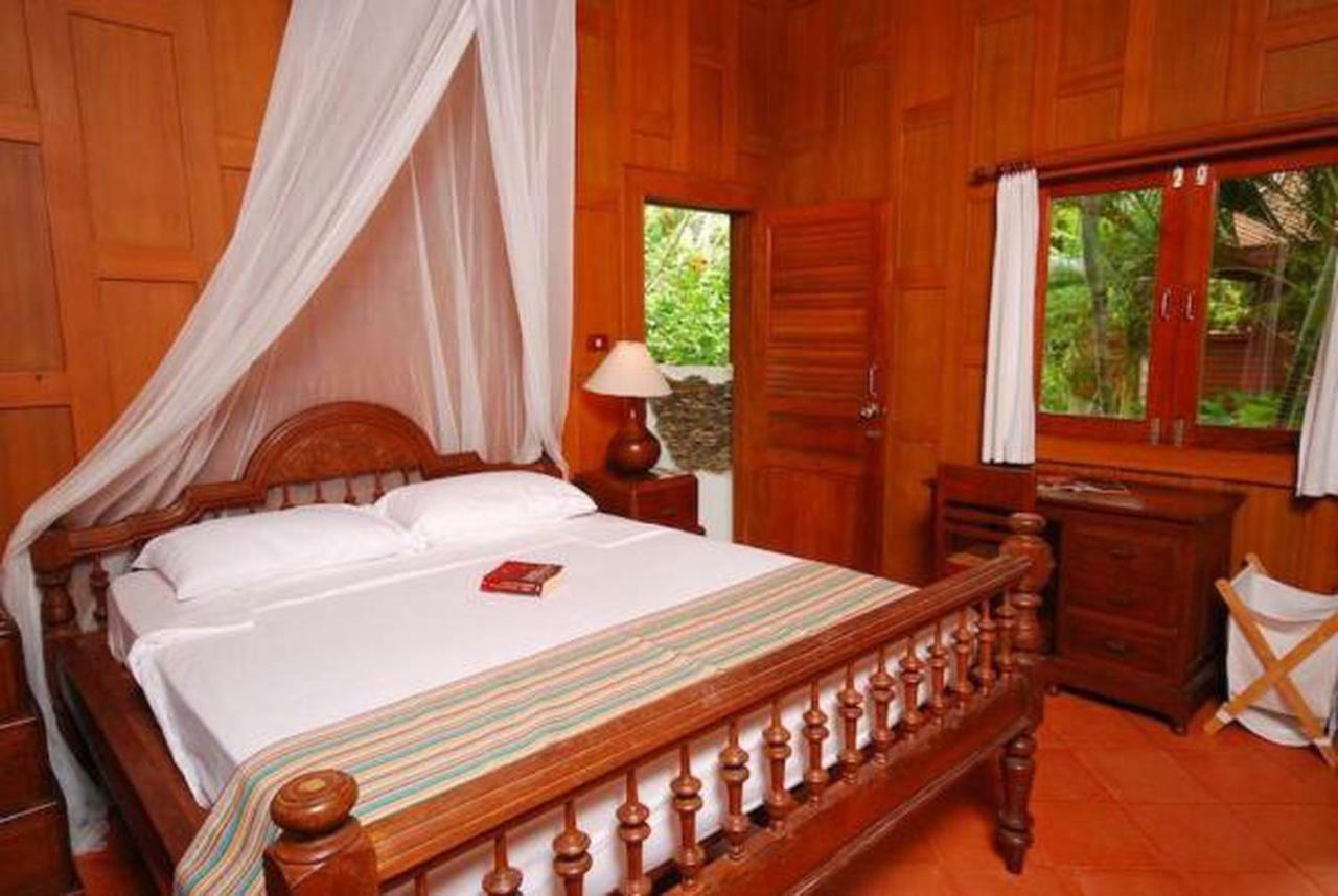 Baan Mai Beachfront Lone Island Phuket Buitenkant foto